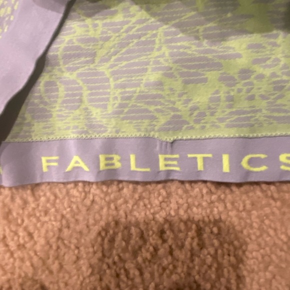 Fabletics zip up jacket size medium - Picture 2 of 3